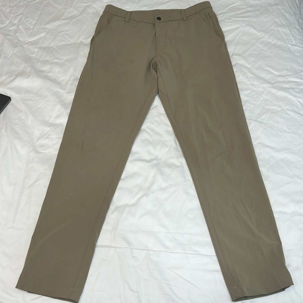 Men’s Lululemon Khaki Pants